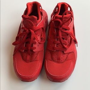 Red Nike Air Huarache - Men's Size 8.5